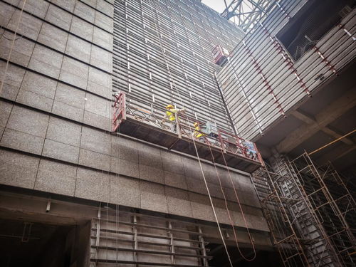 攻堅克難展風采 建裝公司商丘文化藝術(shù)中心裝飾項目施工側(cè)記